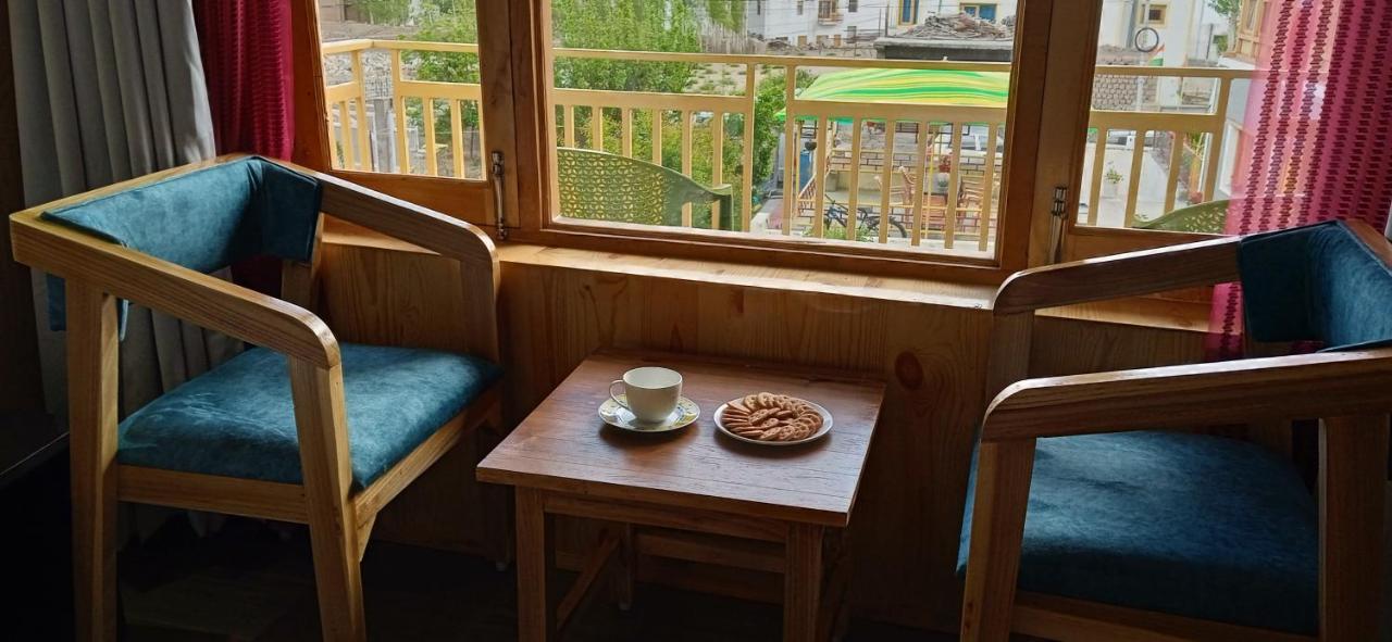 Chandan Guest House Leh Ngoại thất bức ảnh